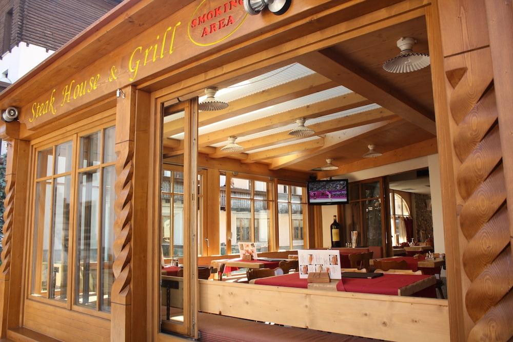 Hotel Helvetia Livigno Exterior foto